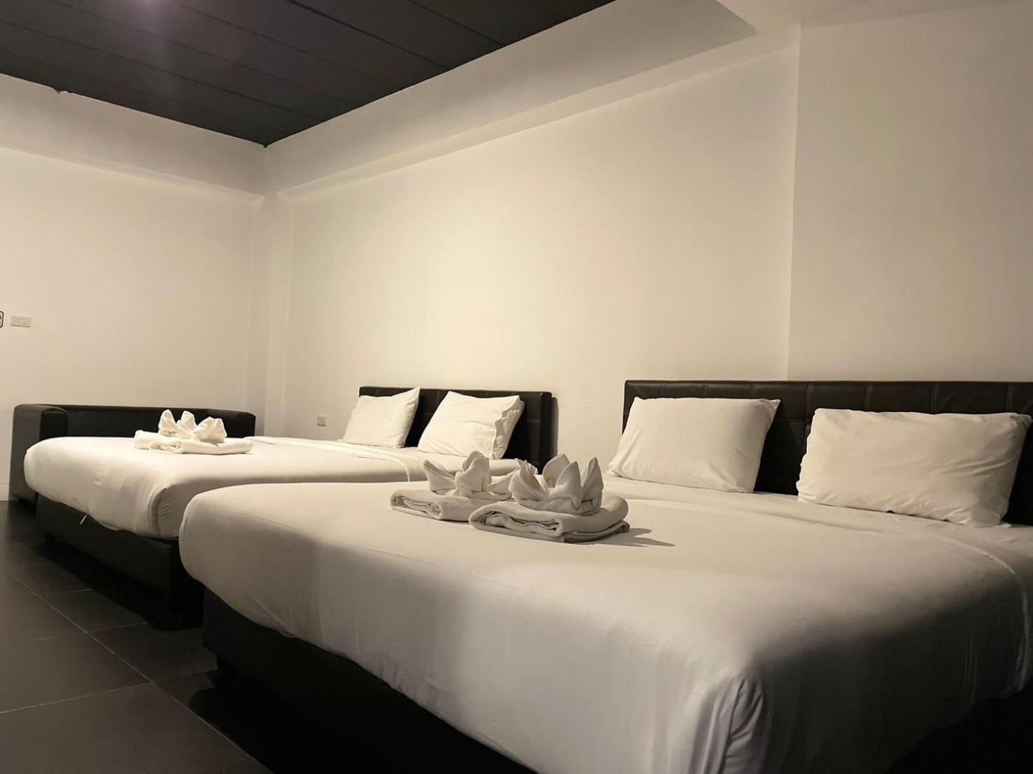 Azz Hotel Chiang Mai Exterior foto